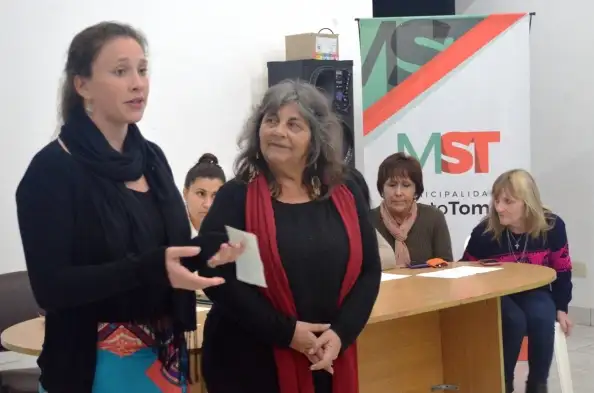 Santo Tomé entregó aportes a 26 emprendimientos culturales