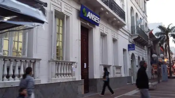 En la oficina de Anses Santa Fe se podrá tramitar el DNI y Pasaporte