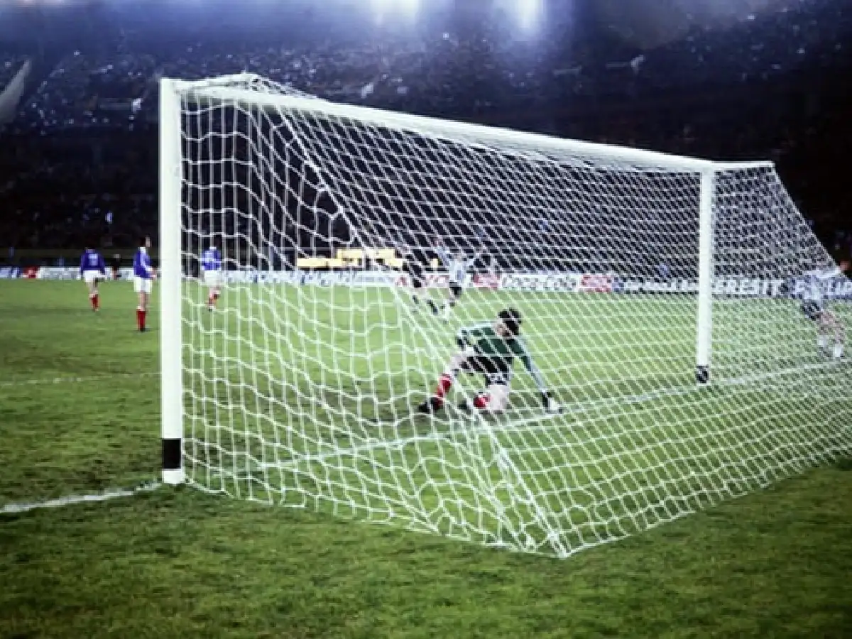 The Guardian descubrió un mensaje oculto en los arcos del Monumental durante el Mundial 78