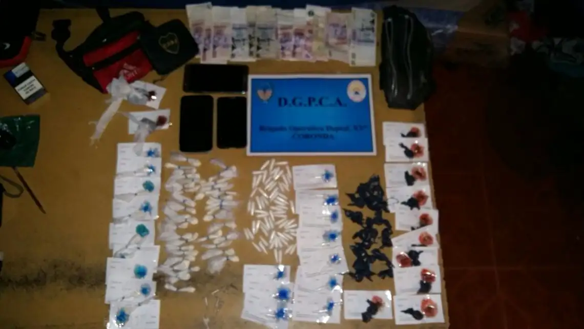 Coronda: tres detenidos tras un allanamiento por drogas