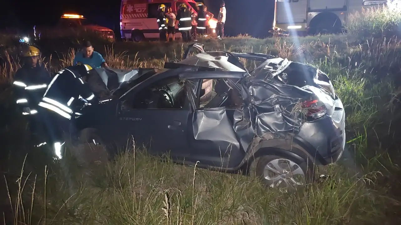 Venado Tuerto: espectacular accidente en Ruta 33