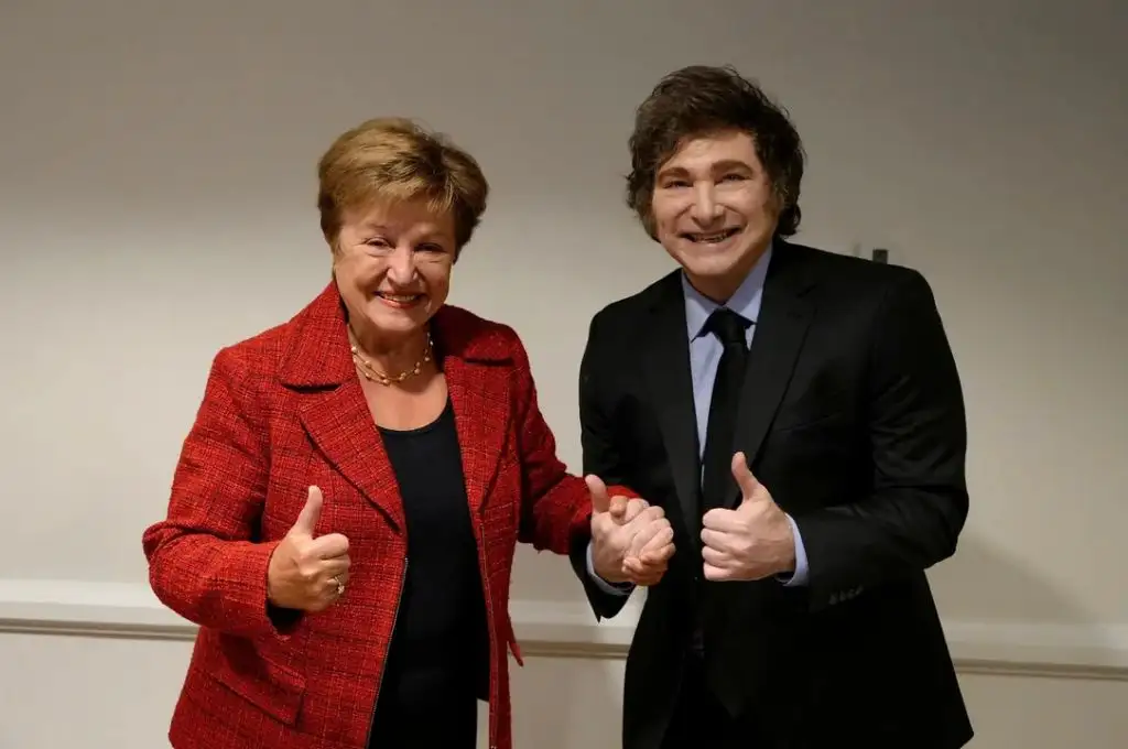 Milei y Georgieva, y una foto que se repetiría este martes en Nueva York,