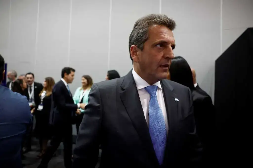 Massa: "Si el martes no está resuelto el abastecimiento de combustibles, las petroleras no podrán exportar"