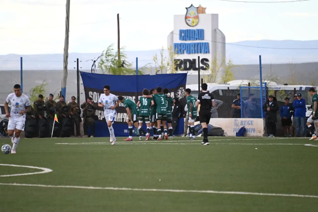 Los numeros no acompañan a Deportivo Rincón en condición de visitante en este 2025.