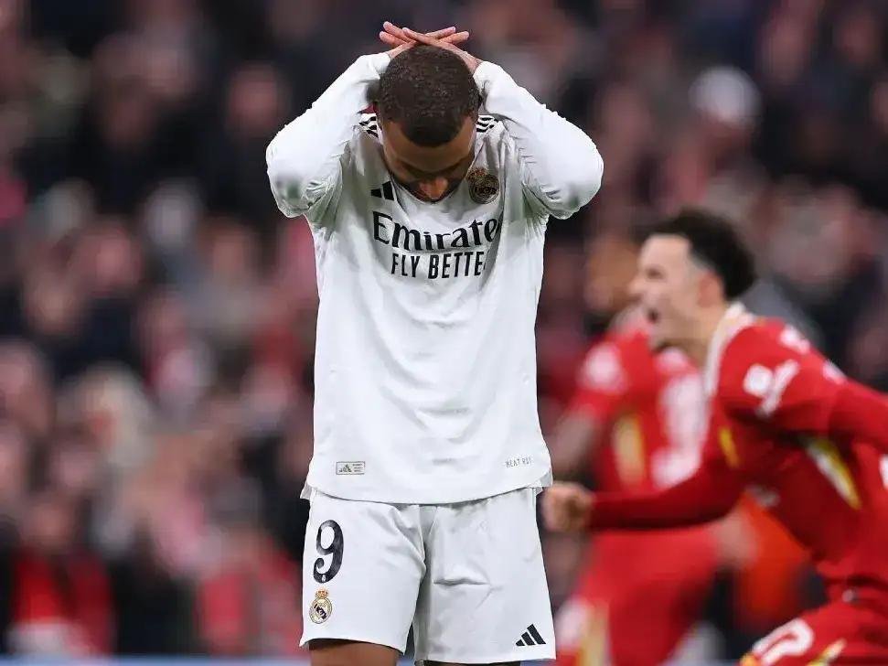 Kylian Mbappé salió a disculparse luego de revelar su meme favorito.