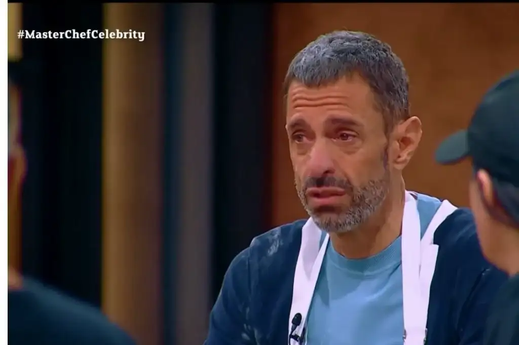 Pablo Girarlt emocionado en MasterChef Celebrity