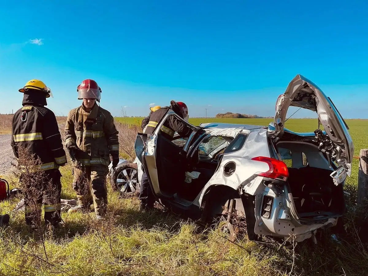 Un auto en el que viajaban cinco mujeres de Venado Tuerto volcó cerca de Pergamino