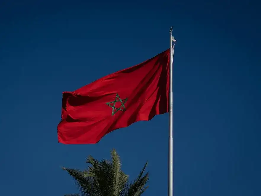 La presencia de unidades militares marroquíes en aguas de Ceuta reabrió el debate sobre la respuesta española y el papel de la Unión Europea.