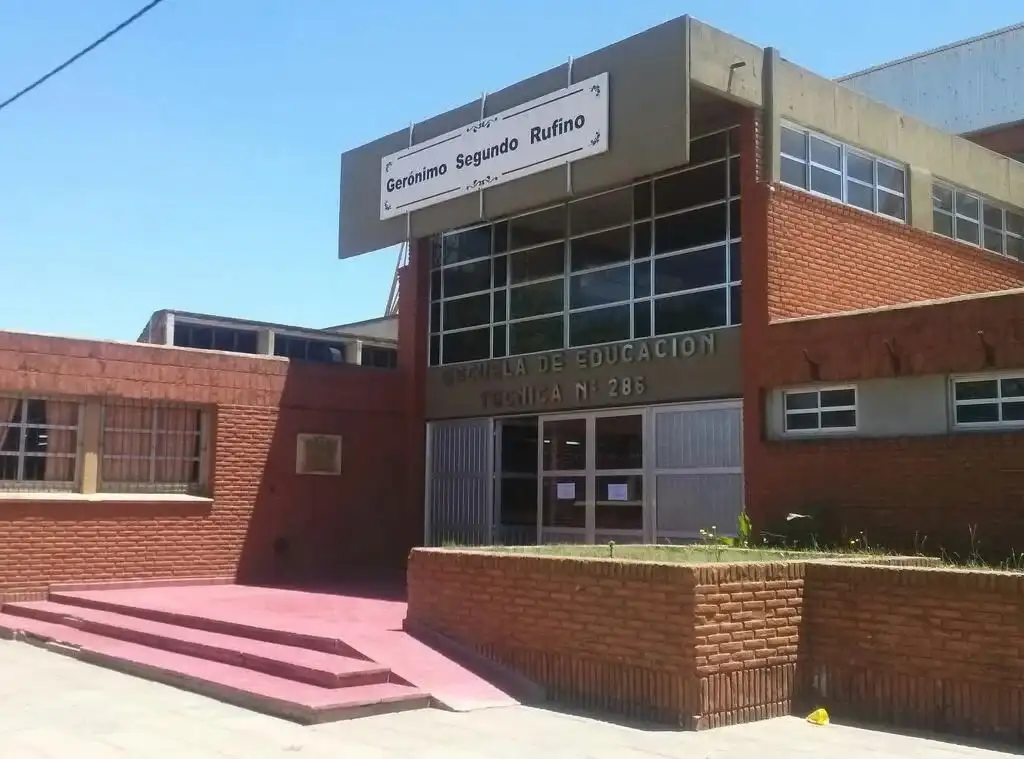 Escuelas Di Gregorio - 2