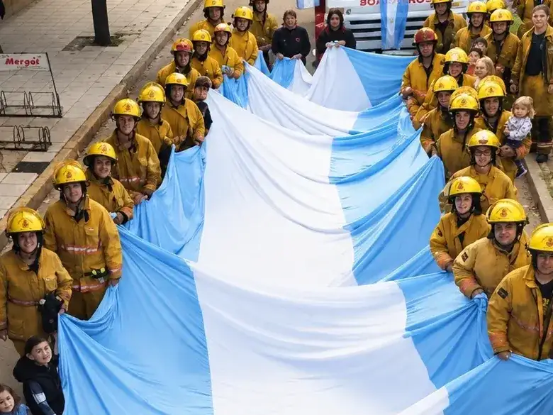 Bomberos Voluntarios realizaron un sirenazo en todo el país en reclamo a una deuda