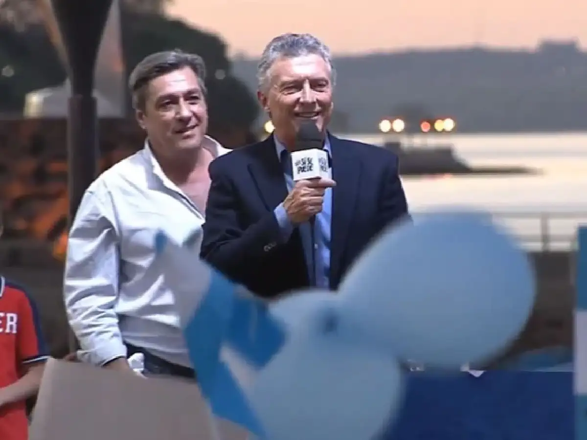 Macri encabezó otra marcha del "sí, se puede" en Misiones y reiteró que va a dar "vuelta la elección"