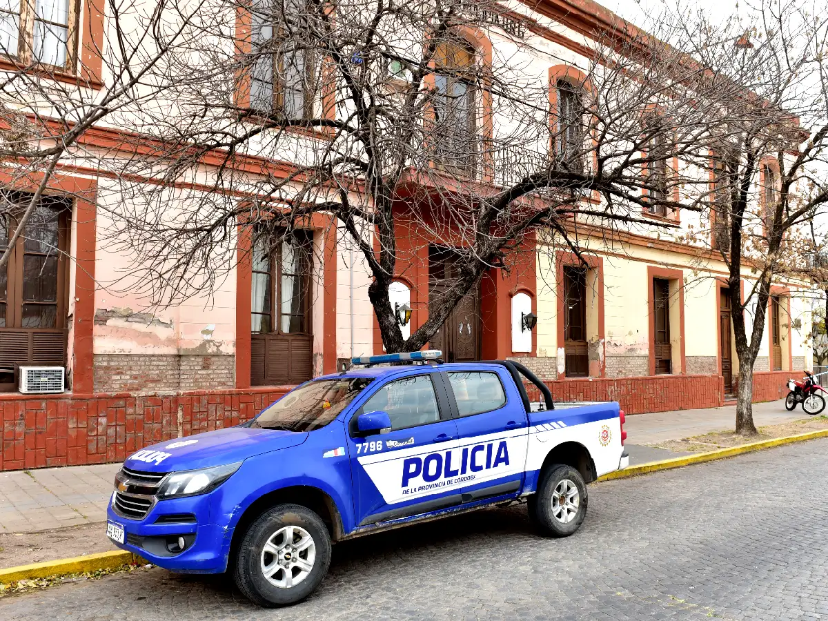  Detienen a un joven por violencia familiar 