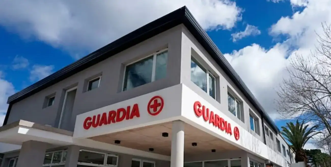 madre seguró en emergencias que la niña se broncoaspiró mientras tomaba una mamadera.