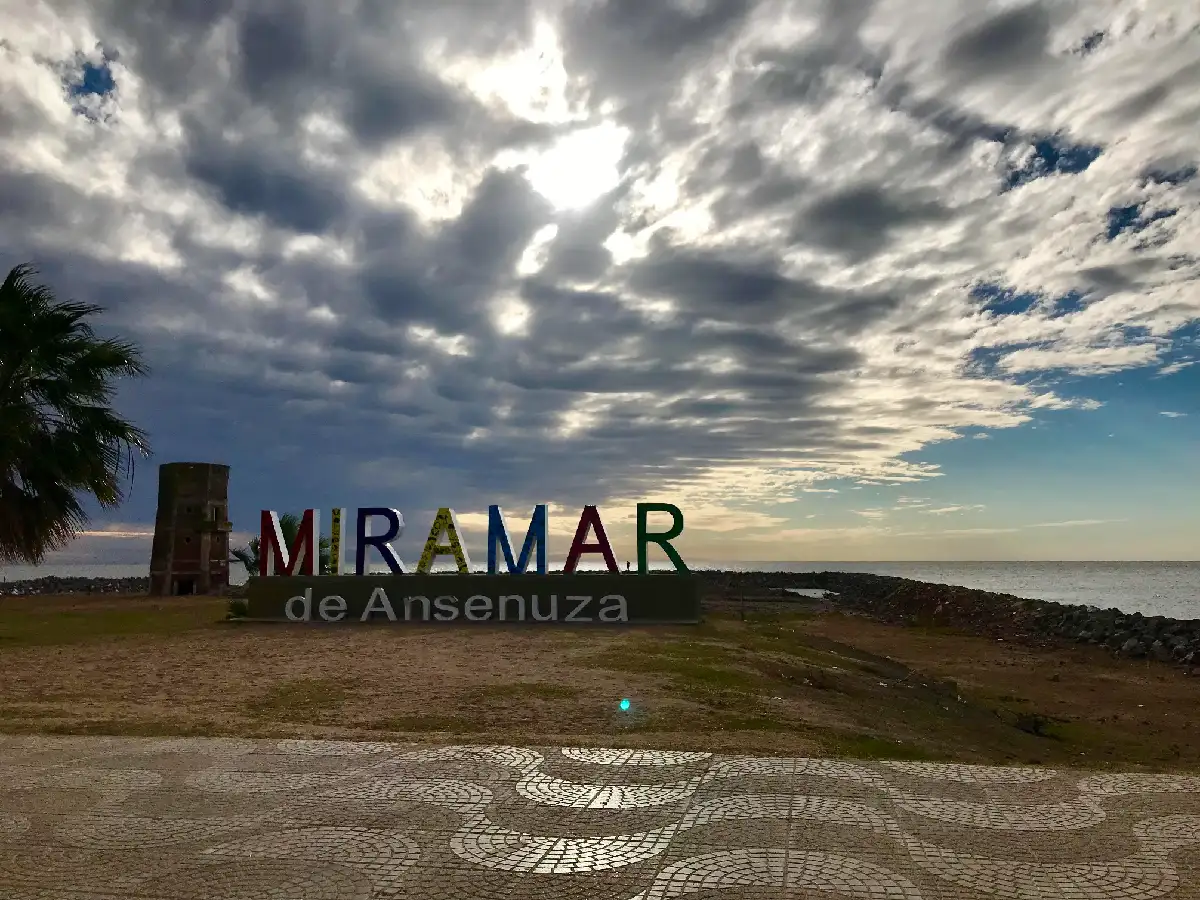 Hospedajes de Miramar se preparan para la apertura del turismo     