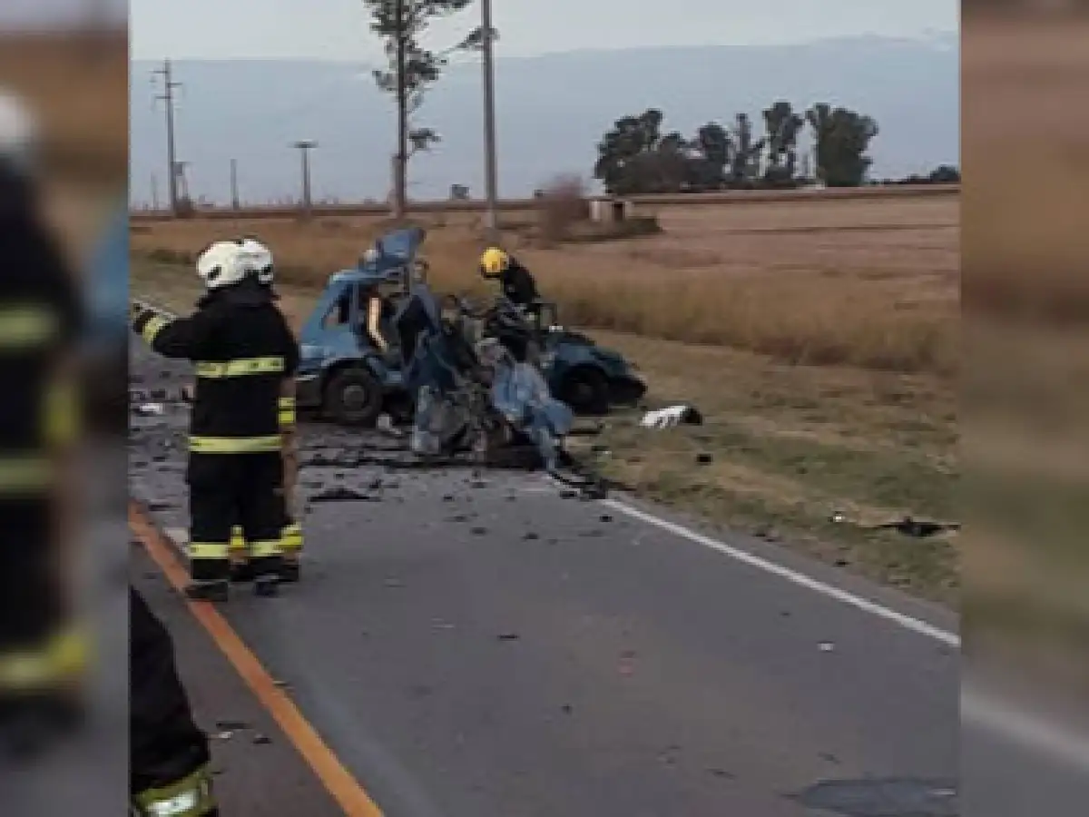 Choque frontal deja 3 muertos y 4 heridos en Marcos Juárez