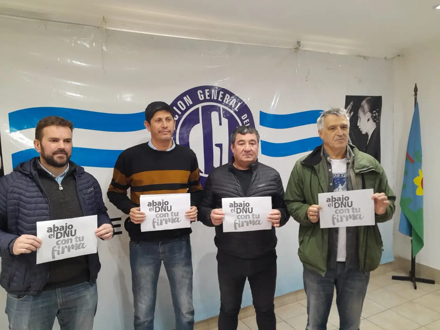 Lanzaron la campaña para juntar un millón de firmas.