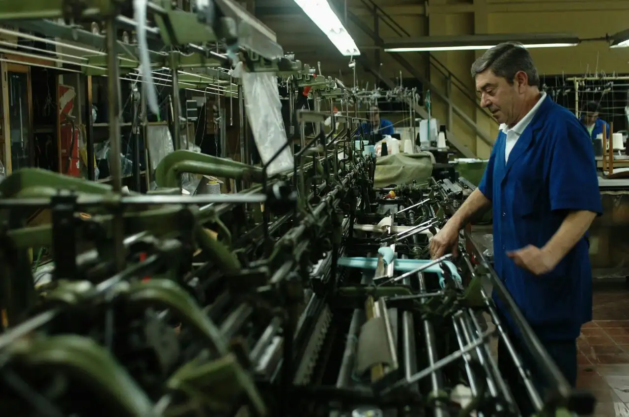 Textiles: "El sector está igual que hace 6 meses, no levanta cabeza"