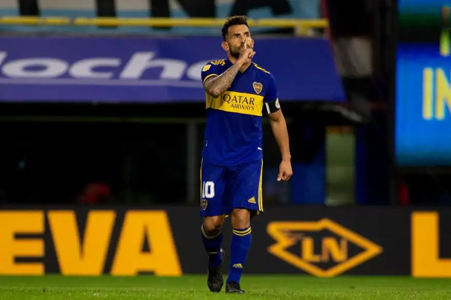 Carlos Tevez anunció que se va de Boca