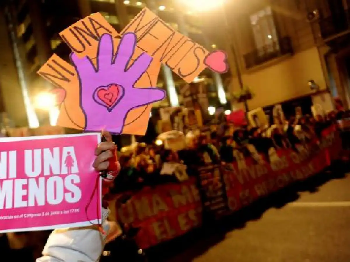 Mazzina llamó a "la acción urgente" contra la violencia de género