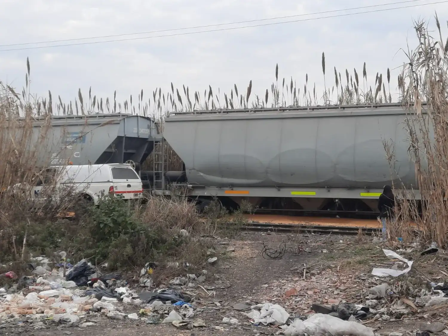 La Policía encontró los recipientes con maíz en una vivienda abandonada próxima al sector ferroviario / Imagen ilustrativa