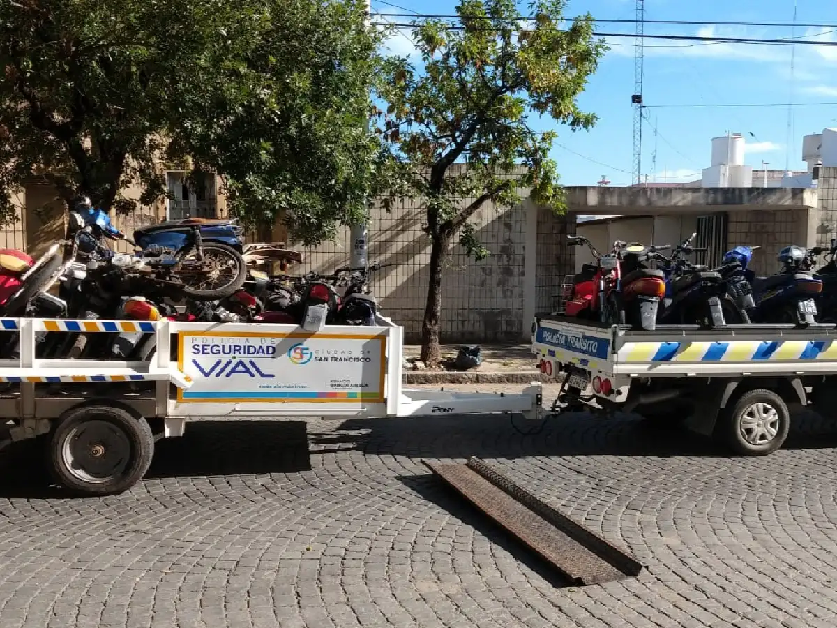 Trasladaron motos incautadas en operativos