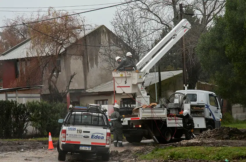 EDEA confirmó que volvió la luz en algunos barrios afectados
