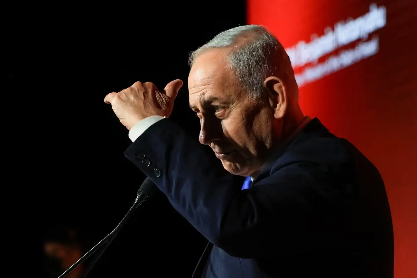Flydubai: Netanyahu afirmó que un piloto intentó estrellar el avión tras apuñalar a su colega