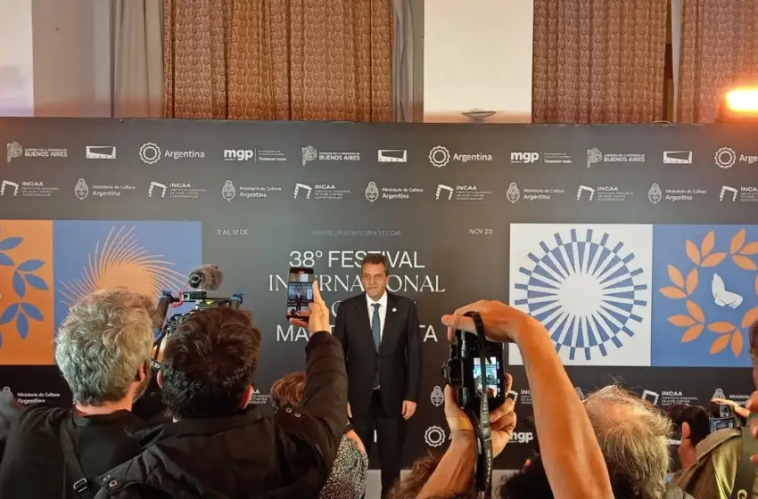 Massa se comprometió a "trabajar en más y mejor financiamiento" para el cine argentino