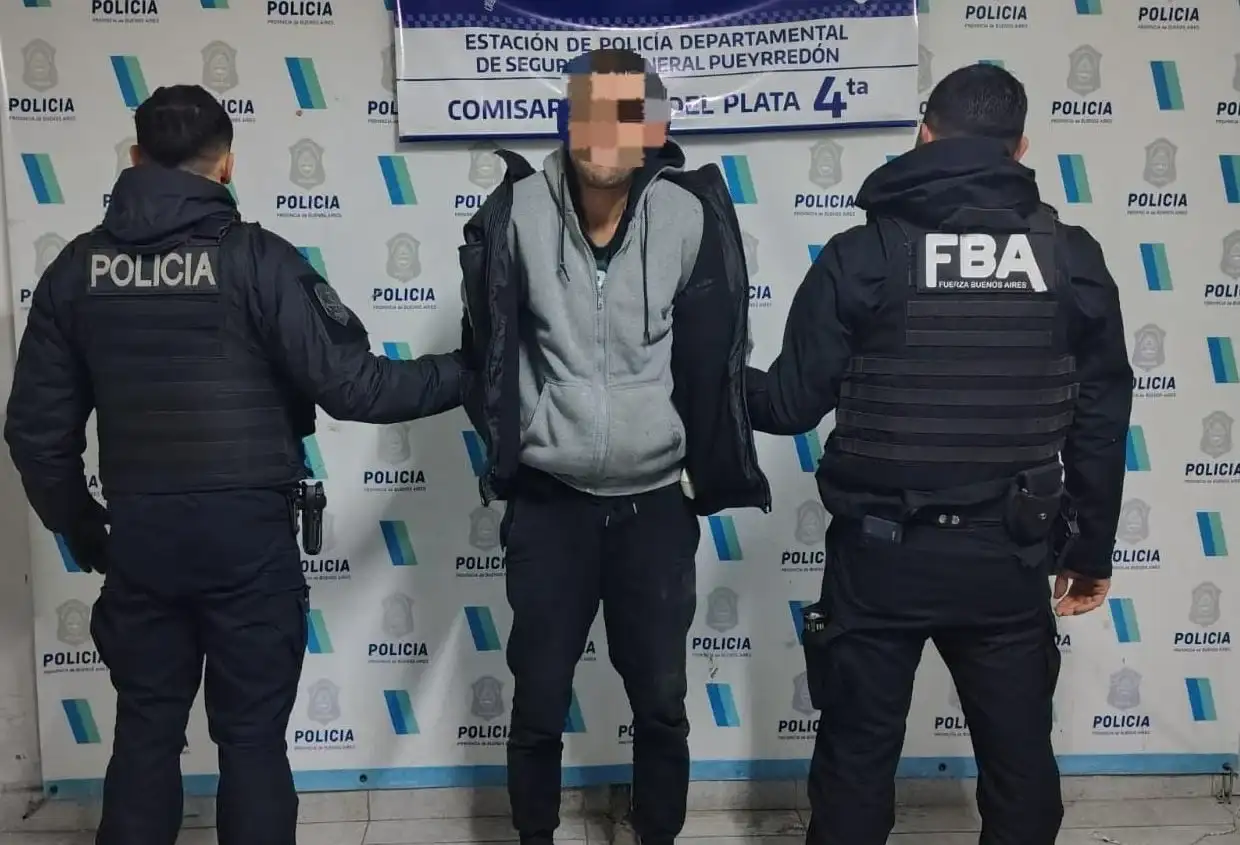 El sujeto había ingresado tras forzar una ventana, pero su accionar quedó limitado por la activación de la alarma.