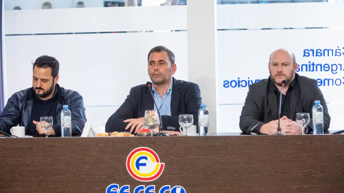 Santa Fe acompaña al sector comercial en el recambio de los controladores fiscales