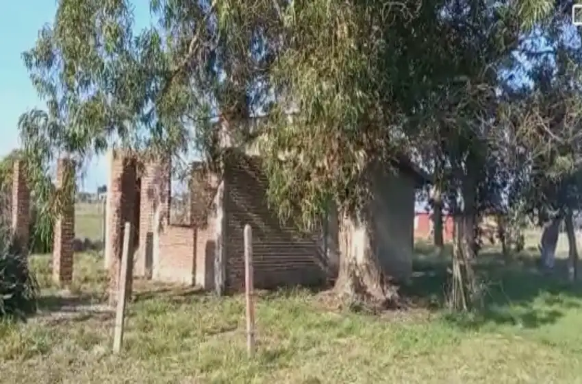 "Bichito de luz": joven intentaba realizar una conexión ilegal de electricidad y fue aprehendido