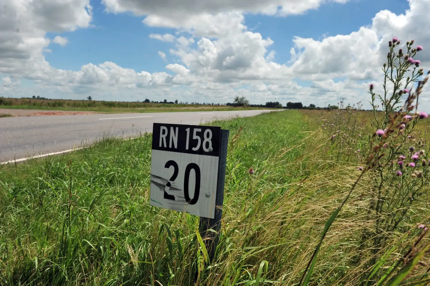 La deteriorada ruta nacional 158.
