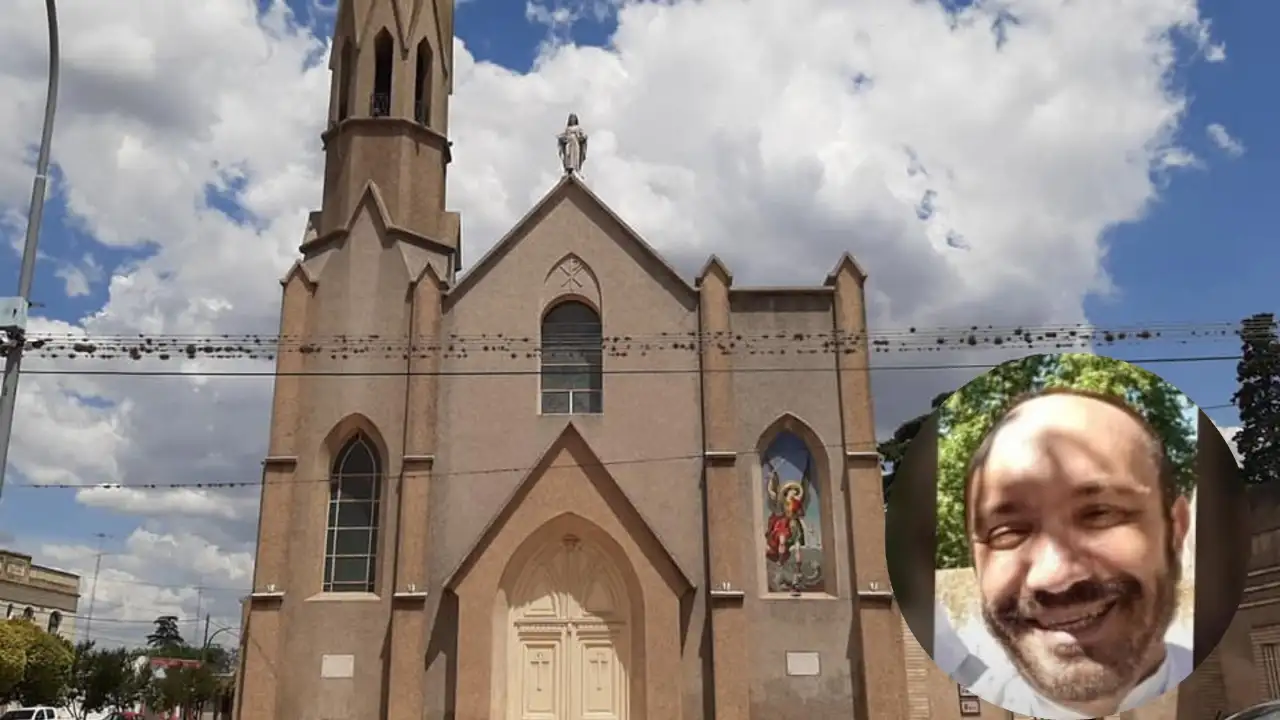 La capilla San Miguel Arcángel de Máximo Paz, donde el padre Carlos Salas se desempeñaba como párroco.