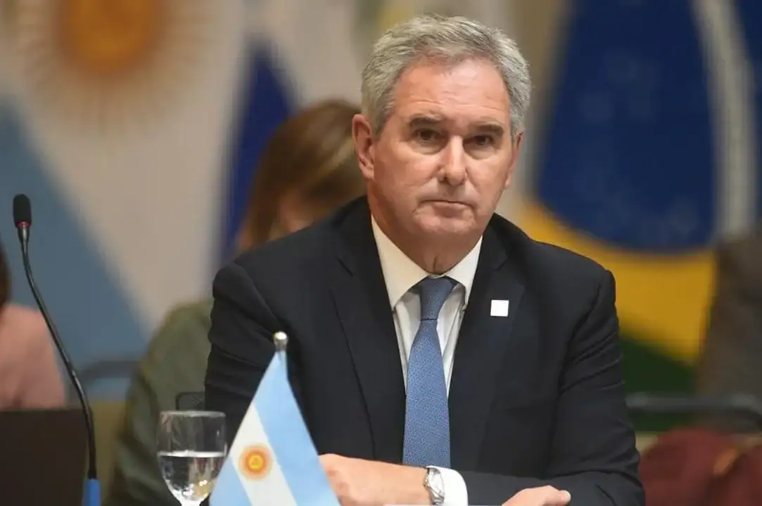 La iniciativa pide explicaciones al titular del Palacio San Martín sobre el paso de Bolsonaro por Puerto Iguazú para desde allí dirigirse a Estados Unidos.