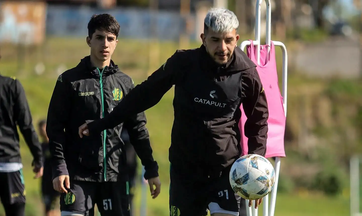 Aldosivi viajó a Córdoba con dos variantes posibles