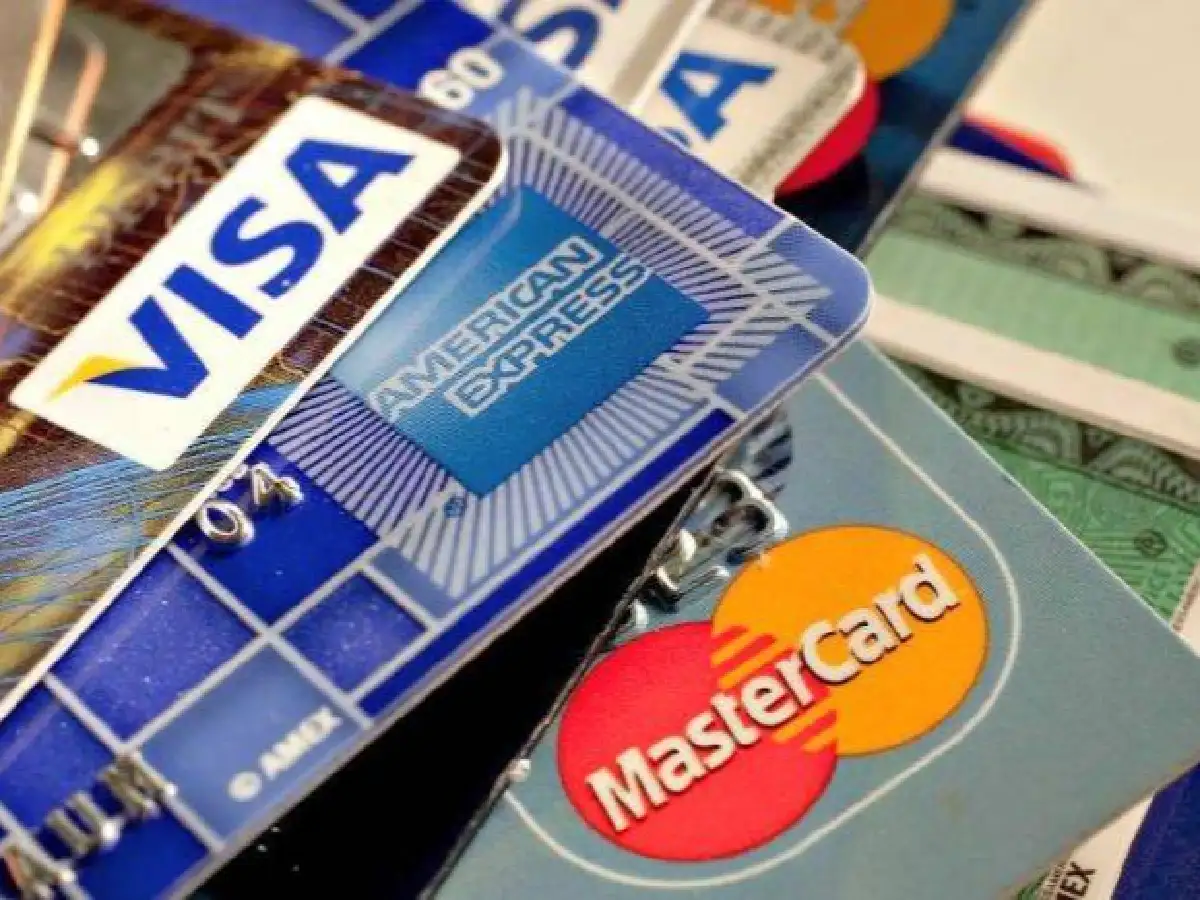 El Banco Central postergó el plazo para pagar el resumen de la tarjeta de crédito hasta el fin de la cuarentena