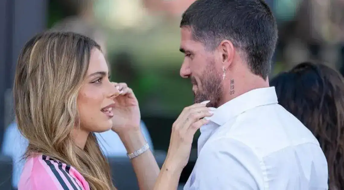 Tini Stoessel y Rodrigo De Paul, la pareja del momento.