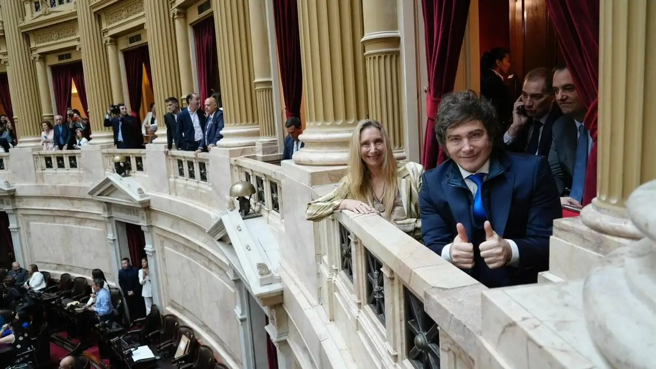 Javier Milei asistió a la jura de los nuevos diputados en el Congreso de la Nación.