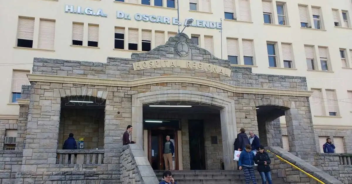 Cruzó mal la avenida y la embistió un auto en Colón e Independencia