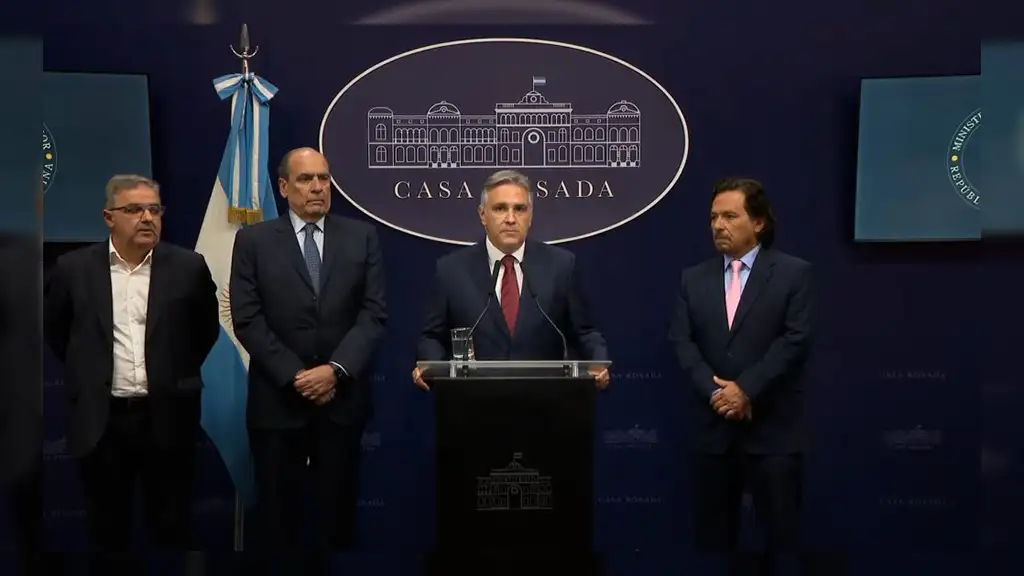 Martín Llaryora habló luego de la reunión con Guillermo Francos