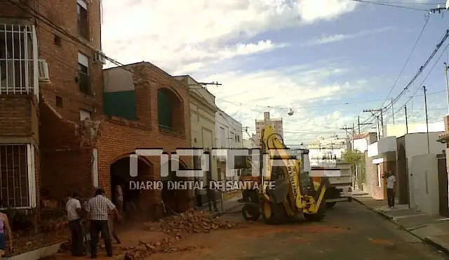 Se derrumbó parte de un edificio