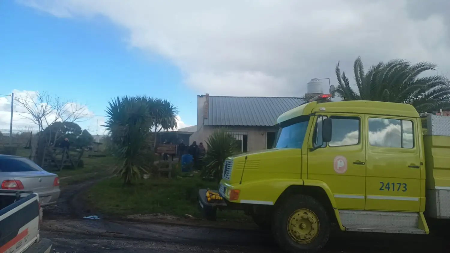 Una salamandra entró en contacto con un sillón y produjo el foco ígneo.