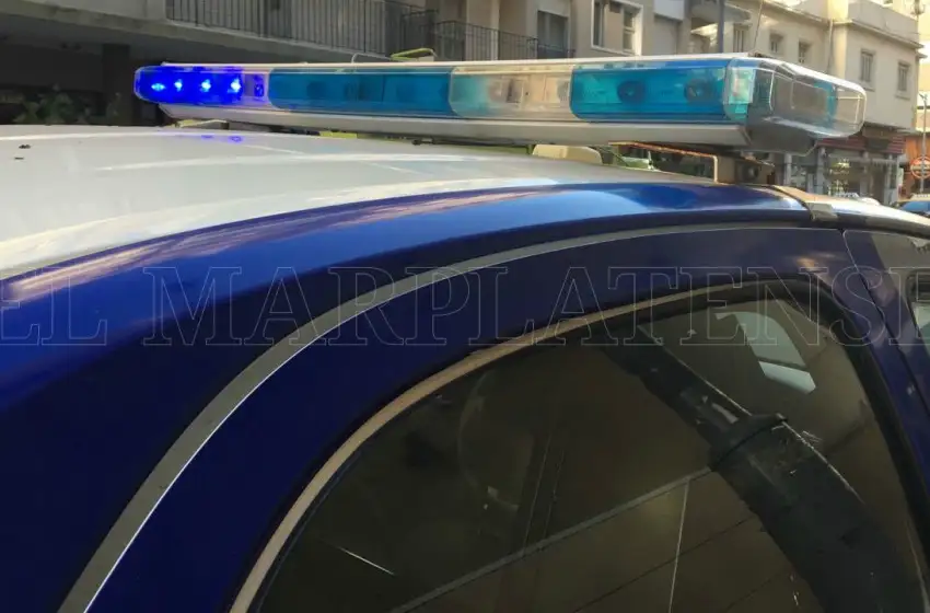 Fue aprehendido por atacar con un cuchillo a su familia