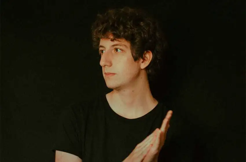 León Sanchez celebra su disco “Luminiscencia, Vol.1” con un concierto inolvidable