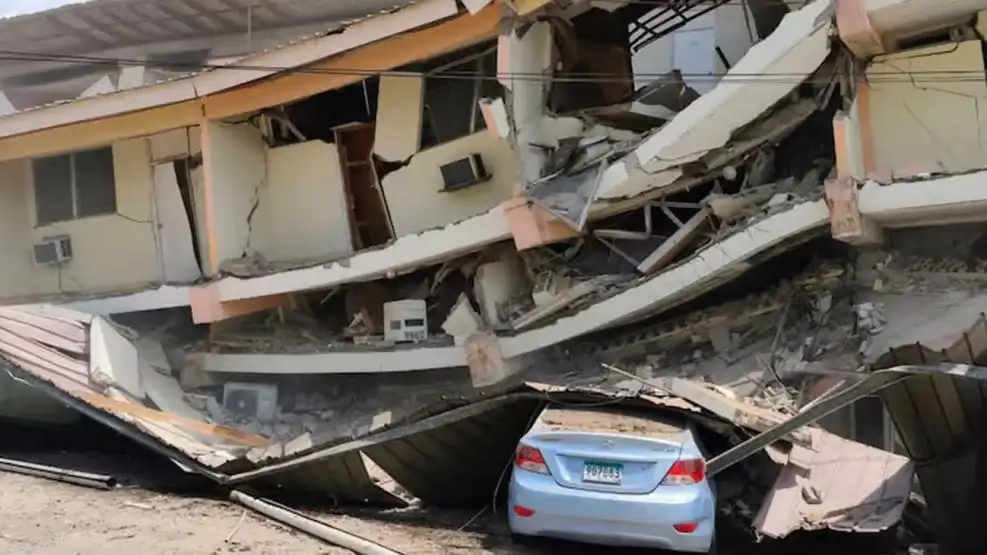 Las autoridades activaron protocolos de emergencia y se emitieron alertas por un posible tsunami.