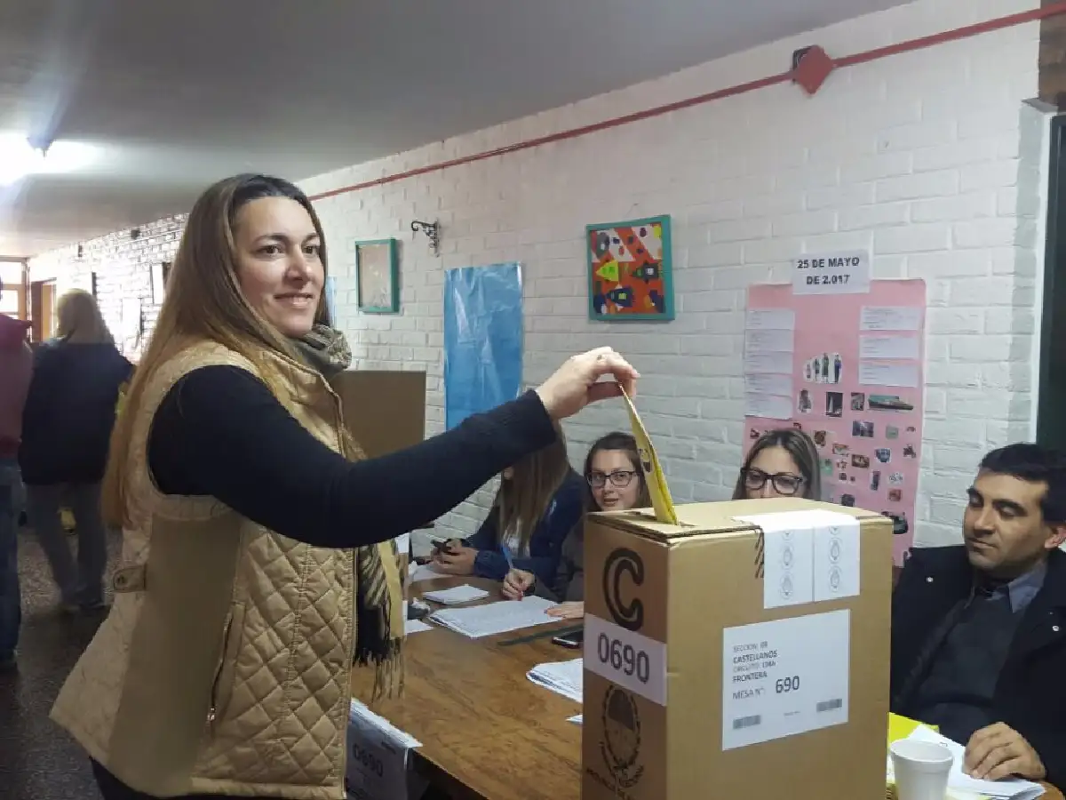 Civalero sufragó confiada en el resultado del Frente Progresista 