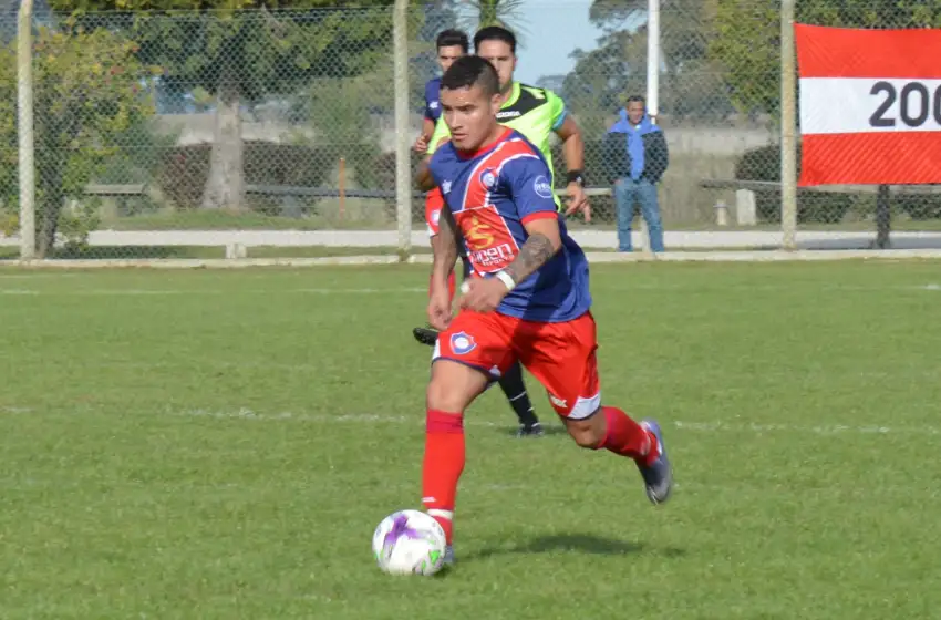 Fútbol local: Cadetes dio la nota y Kimberley es líder