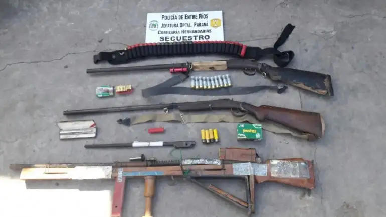 Secuestraron una arma simulada tipo lapicera en Paraná