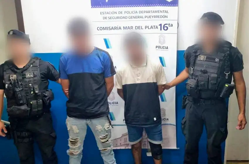Arrebataron la mochila a un joven, pero fueron detenidos