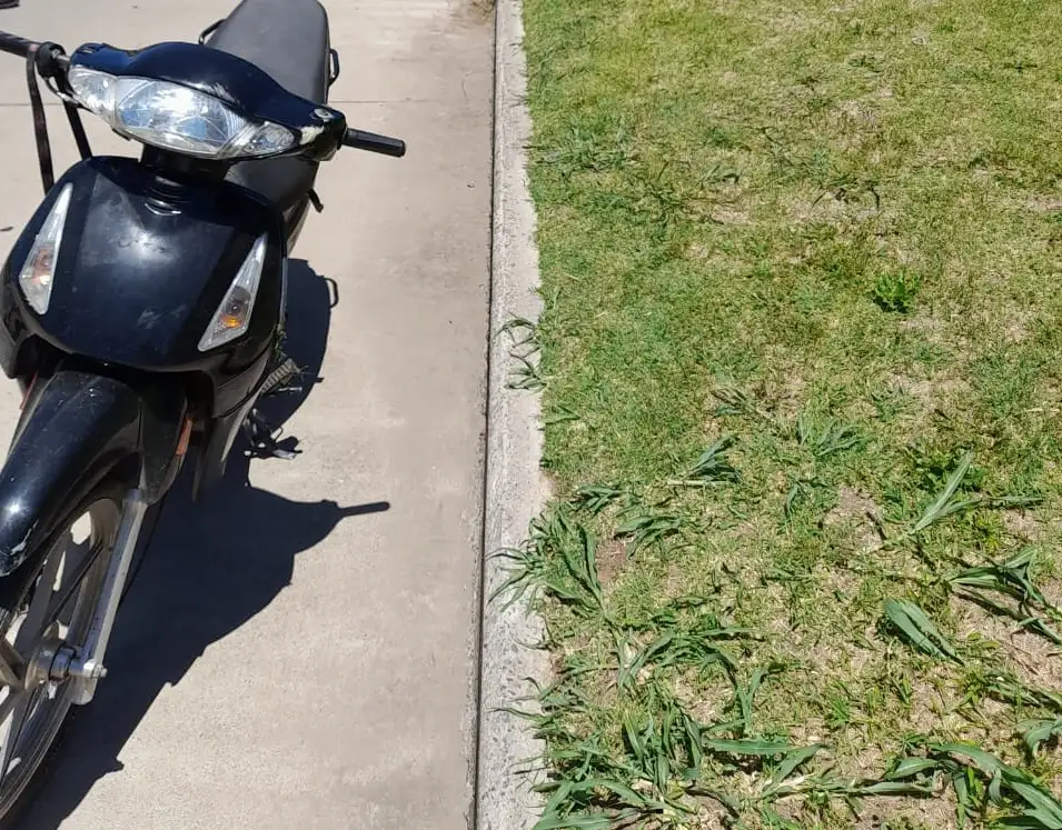 La moto en la que se movilizaba la femenina, de la cual no se se tenían datos concretos.